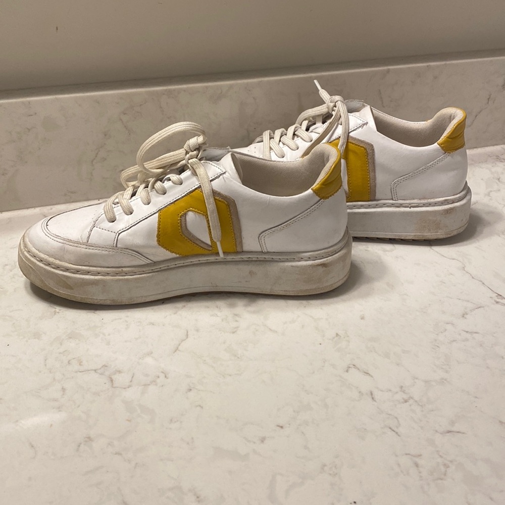 Smidt yellow and white fashion sneakers! Size 6. Barely worn